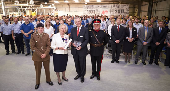 Lord-Lieutenant of Hampshire presents Sonardyne with Queen’s Award for 6G